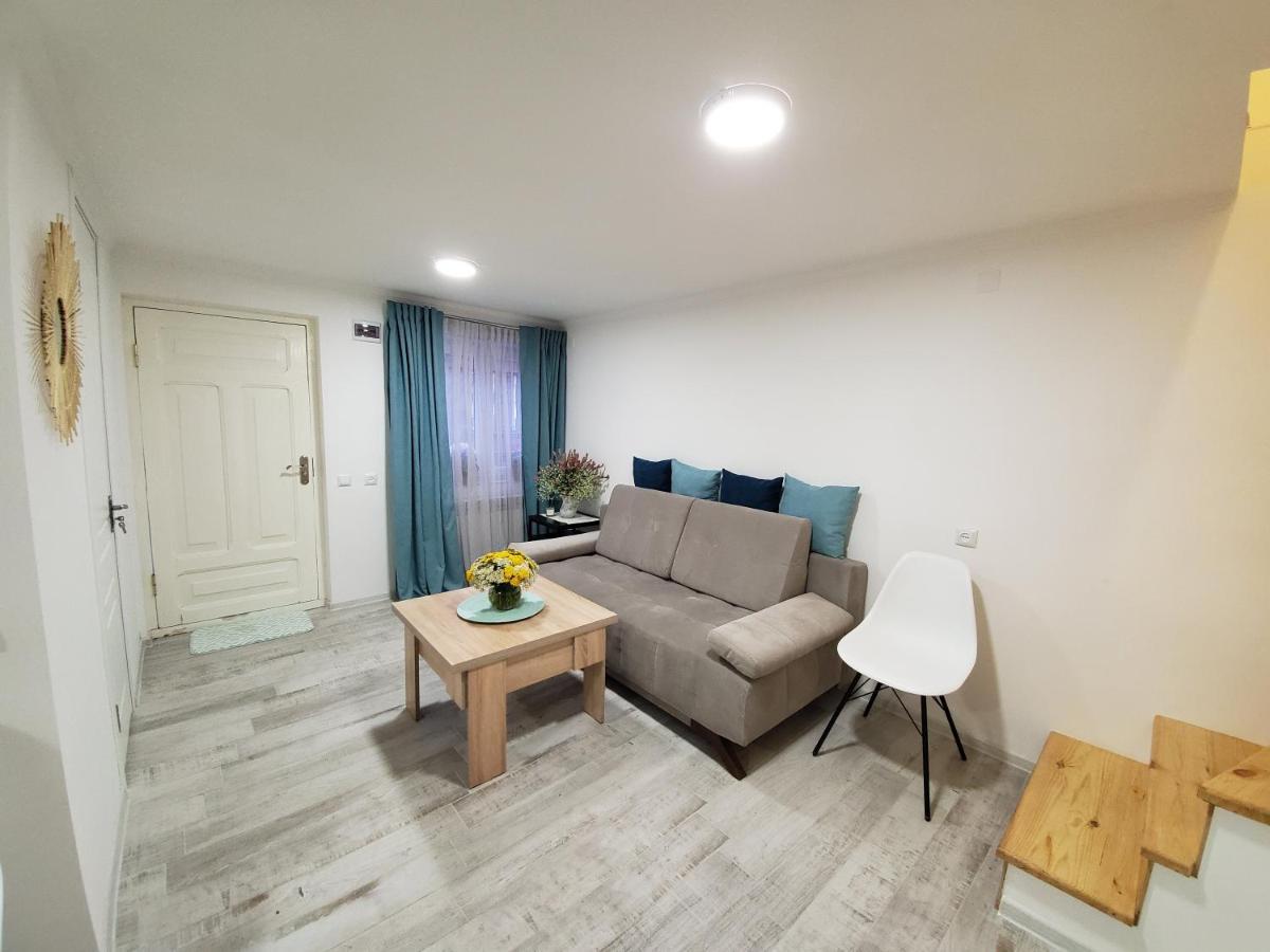 Central Guesthouse Gjoumri Kültér fotó